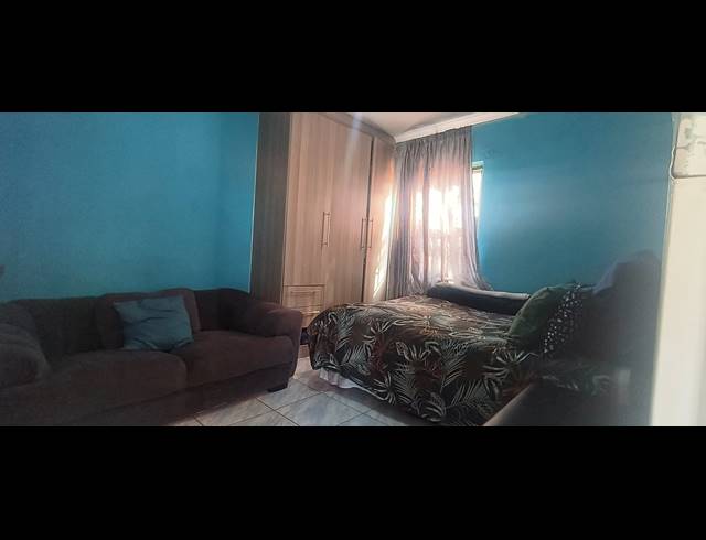 3 BEDROOM HOUSE FOR SALE IN PROTEA GLEN